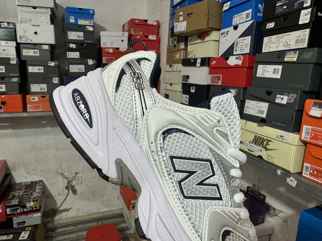 New Balance NB 530